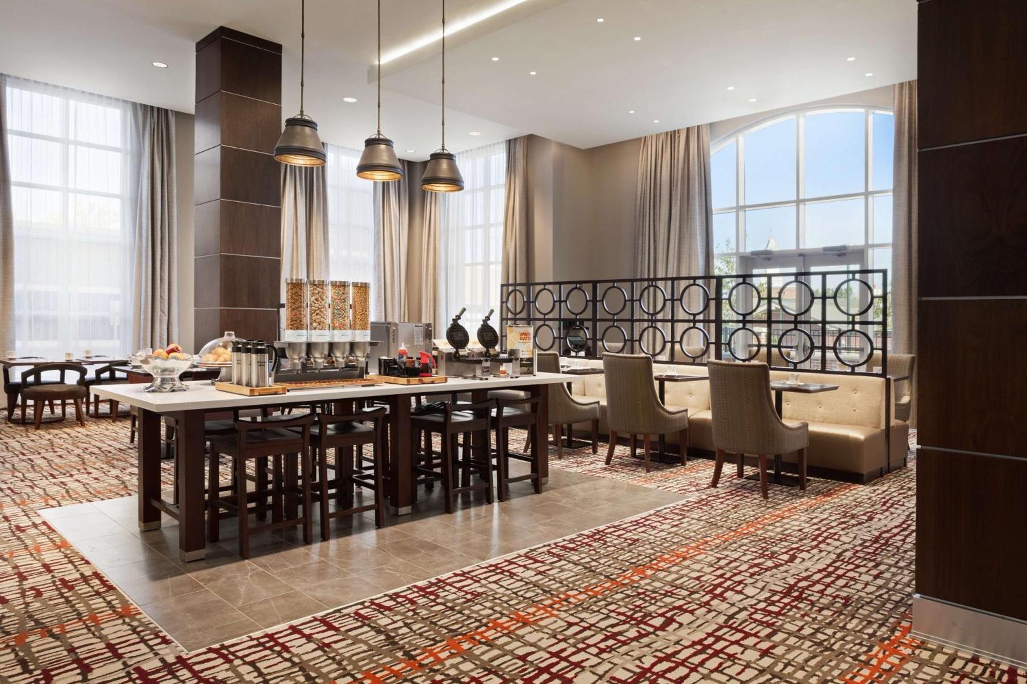 Hilton Garden Inn Charlotte Southpark Exterior foto